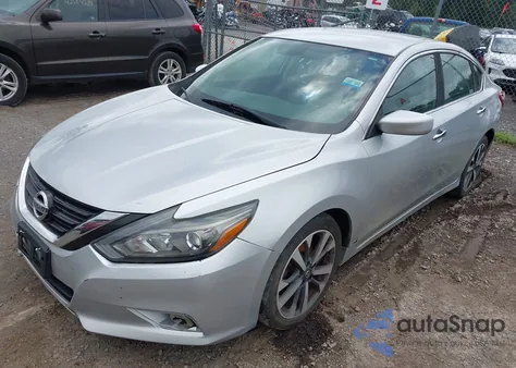 2017 Nissan Altima 2.5 Sr z USA, uszkodzony, nr VIN 1N4AL3AP3HC151424